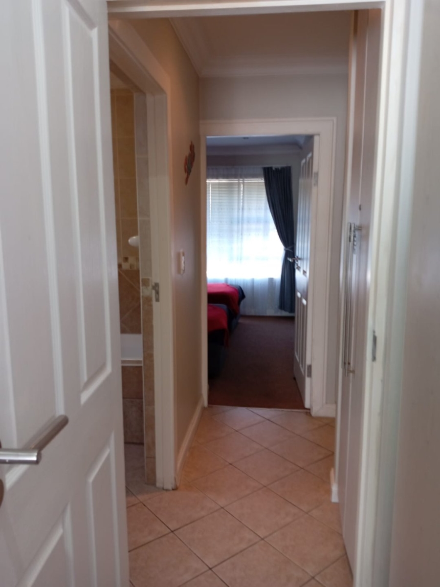 2 Bedroom Property for Sale in Jeffreys Bay Central Eastern Cape